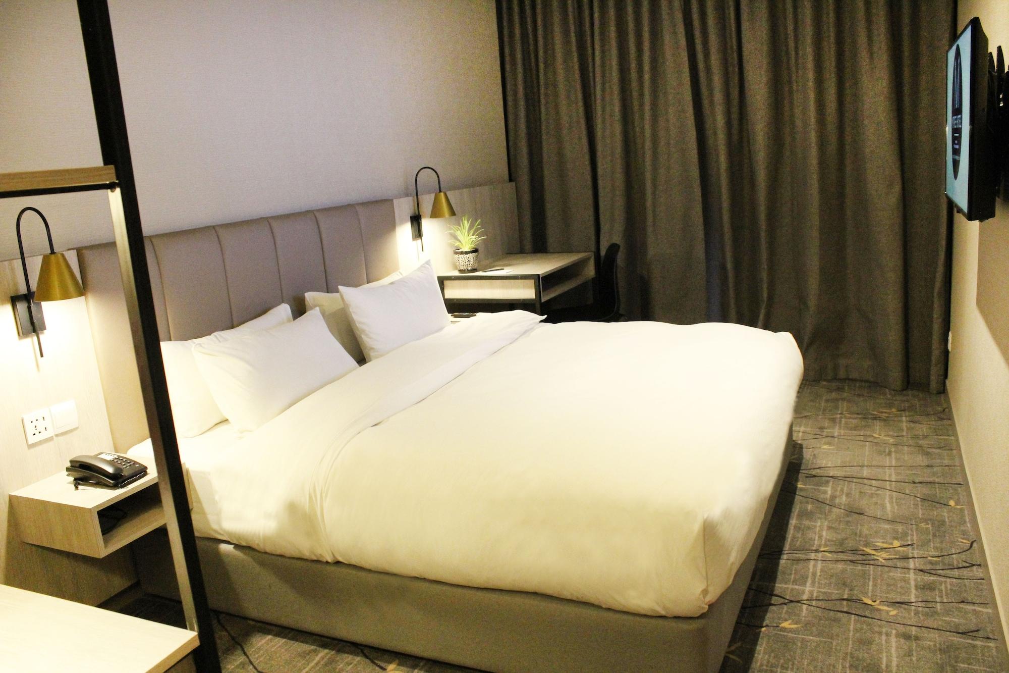 Mtree Hotel Puchong Extérieur photo