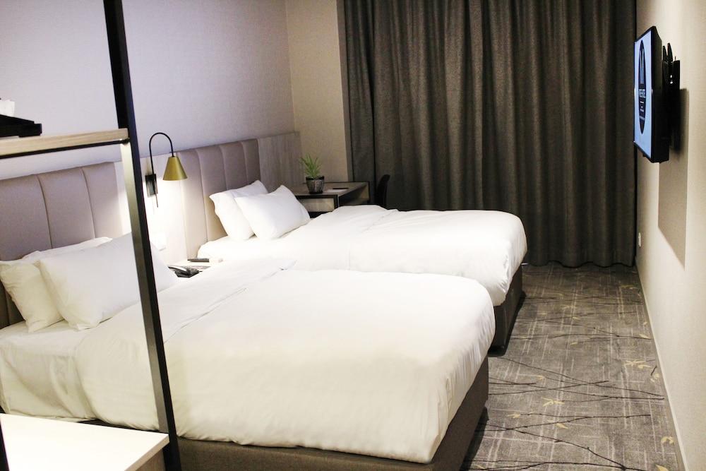 Mtree Hotel Puchong Extérieur photo