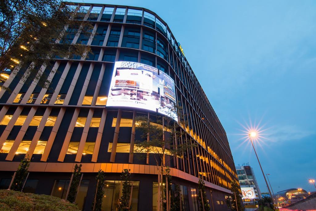 Mtree Hotel Puchong Extérieur photo