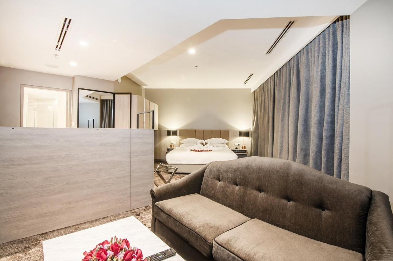 Mtree Hotel Puchong Extérieur photo